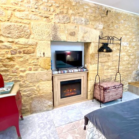 La Clef Des Songes - Chambres Climatisees - Sarlat Centre - Parking Gratuit - Piscine, Spa Et Massages A 400Metres ภายนอก รูปภาพ