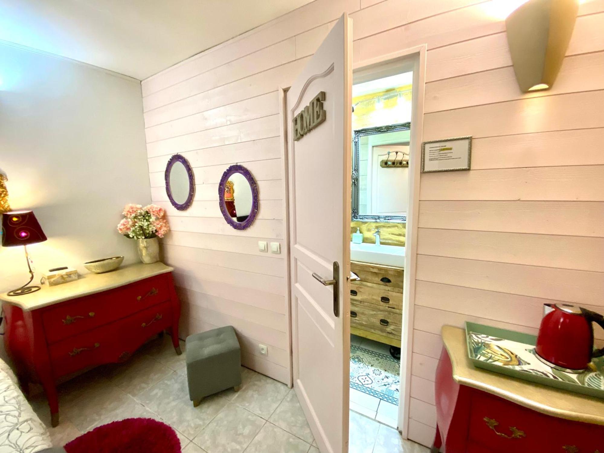 La Clef Des Songes - Chambres Climatisees - Sarlat Centre - Parking Gratuit - Piscine, Spa Et Massages A 400Metres ภายนอก รูปภาพ