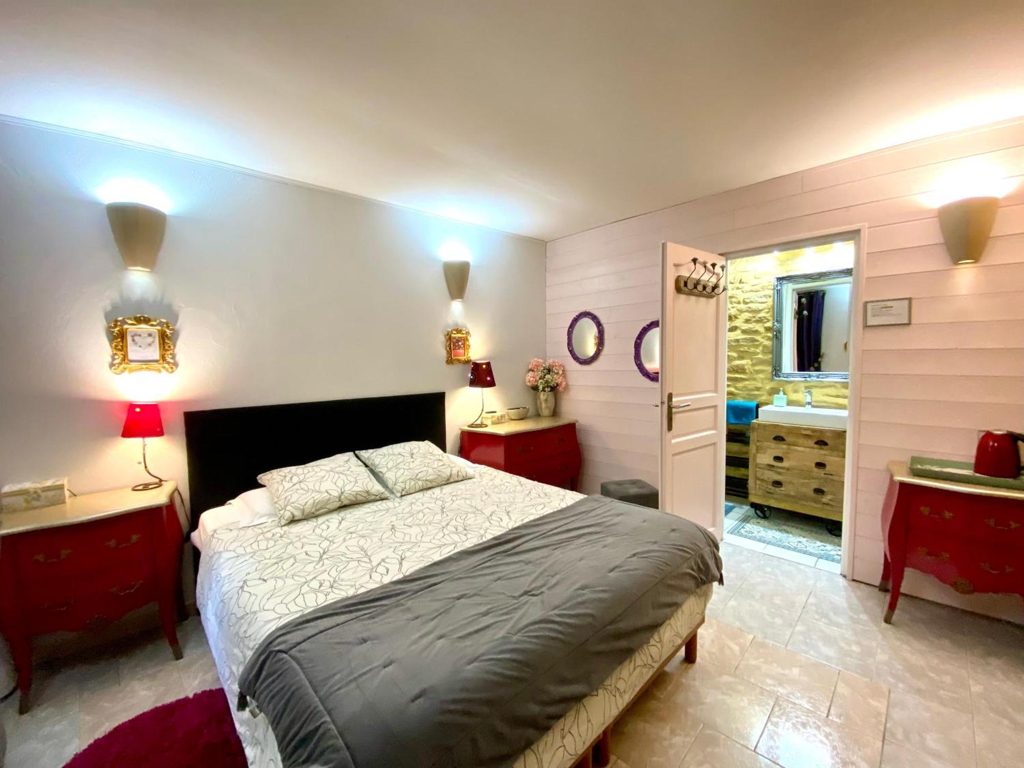 La Clef Des Songes - Chambres Climatisees - Sarlat Centre - Parking Gratuit - Piscine, Spa Et Massages A 400Metres ภายนอก รูปภาพ