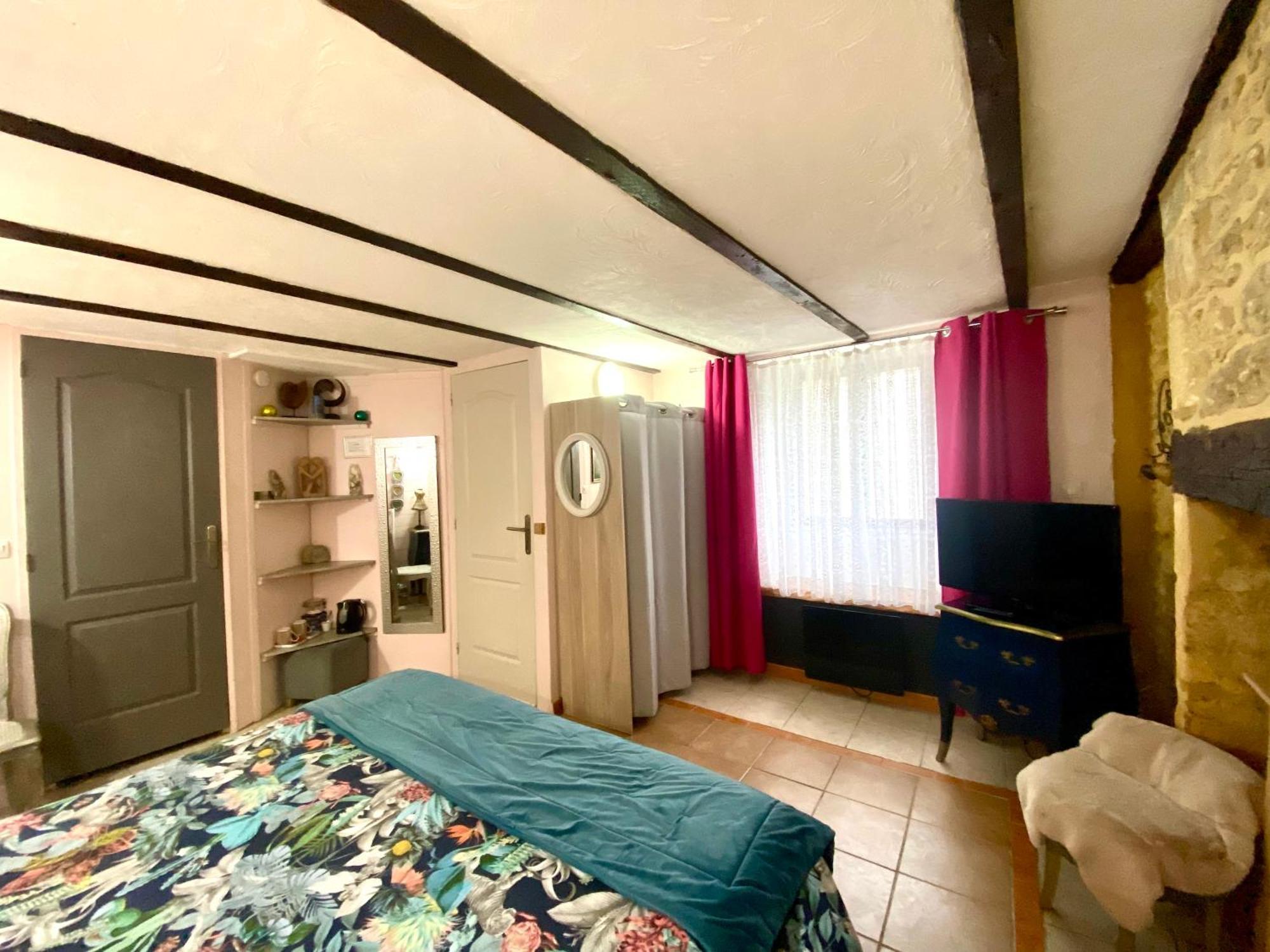 La Clef Des Songes - Chambres Climatisees - Sarlat Centre - Parking Gratuit - Piscine, Spa Et Massages A 400Metres ภายนอก รูปภาพ