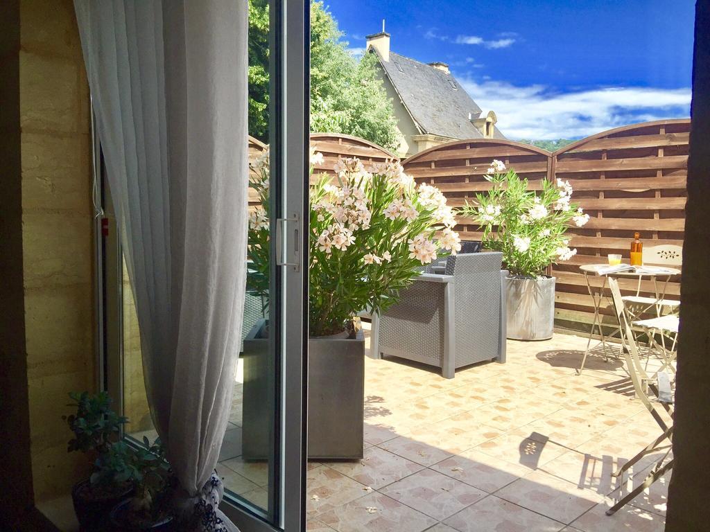 La Clef Des Songes - Chambres Climatisees - Sarlat Centre - Parking Gratuit - Piscine, Spa Et Massages A 400Metres ภายนอก รูปภาพ