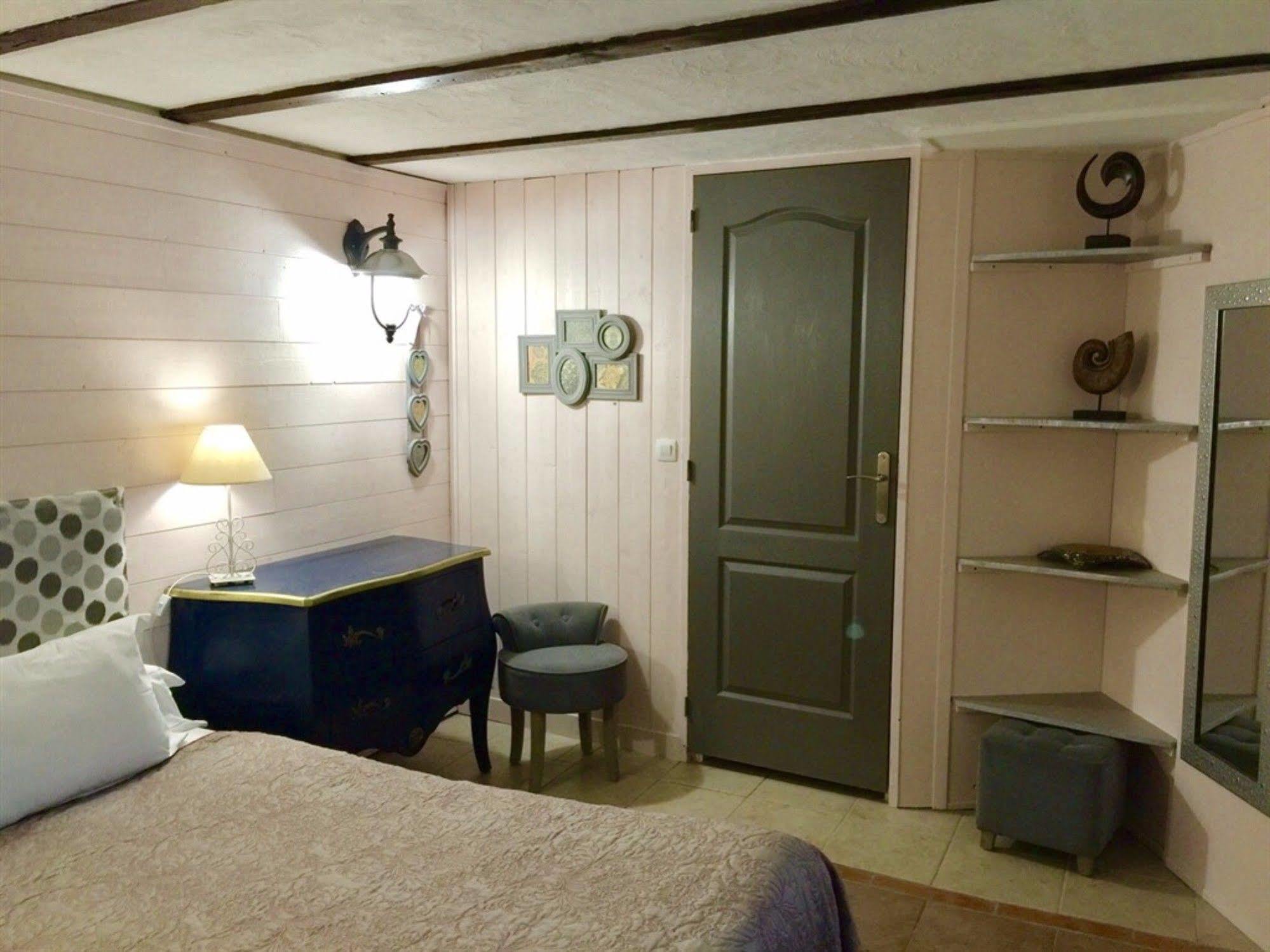 La Clef Des Songes - Chambres Climatisees - Sarlat Centre - Parking Gratuit - Piscine, Spa Et Massages A 400Metres ภายนอก รูปภาพ
